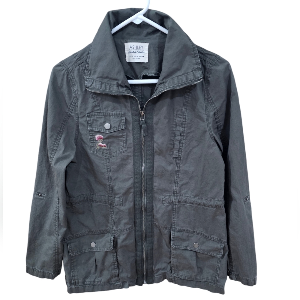 Ashley By  26 International DowntownCollection Embroidered Utility Jacket Size S